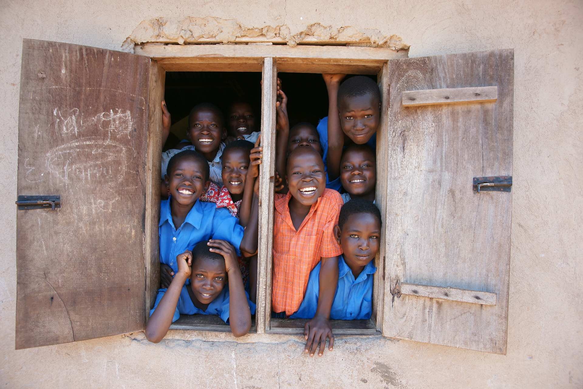 報告：非洲童學會基礎知識機率
 遠比其他地區低五倍