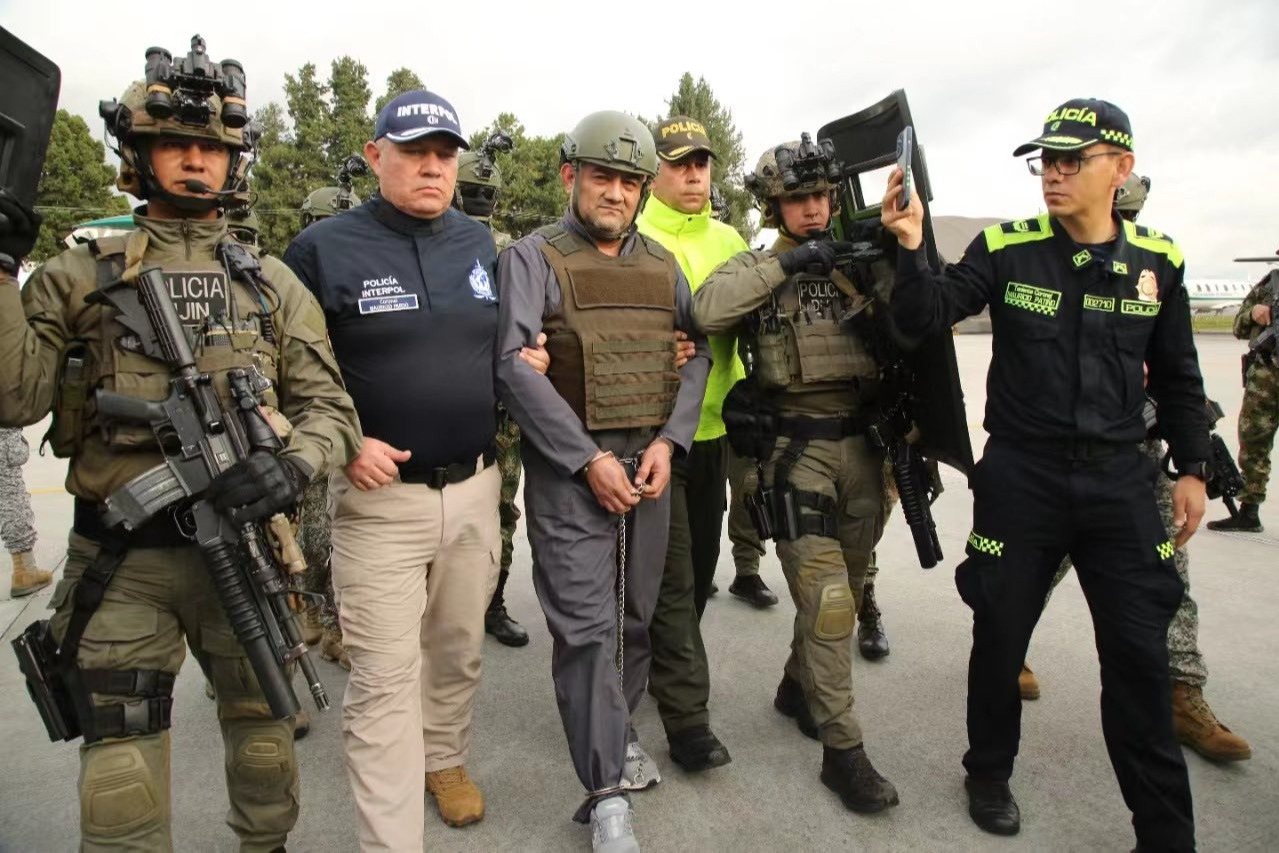 哥倫比亞大毒梟烏蘇加 被移交給美國警方