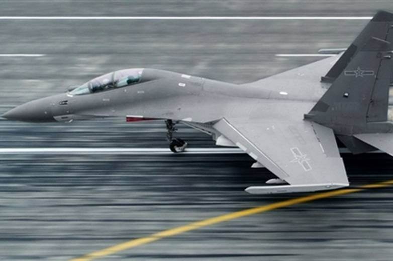 航空工業首次公佈軍民機命名 殲-16新名出自《易經》定《射鵰》？