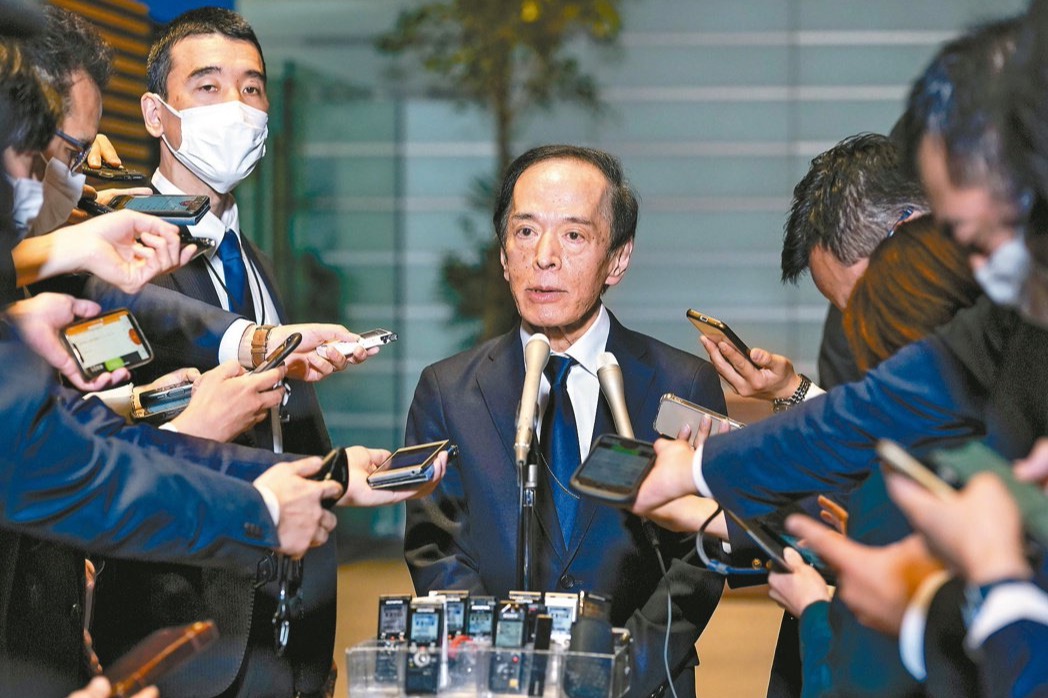 日本央行新總裁表明不會急於調整寬鬆政策
 日元應聲下跌