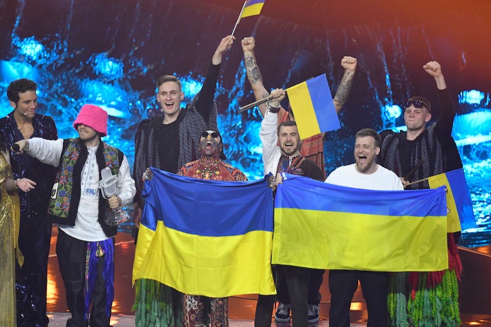 歐洲歌唱大賽 烏克蘭隊奪冠 反俄「政治正確」無處不在？