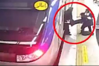 疑沒佩戴好頭巾遭道德警察毆打 伊朗少女昏迷28日終不治