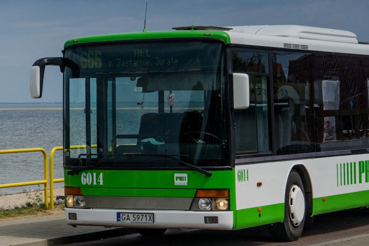 波蘭宗教人士向巴士公司施壓
 「Hel 666」路線不再