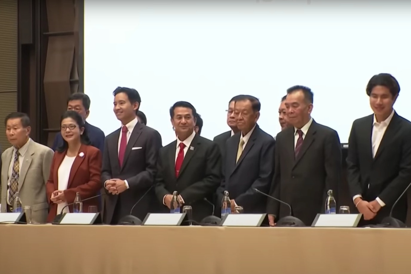 泰國8個政黨宣布組聯盟 將共同組建新一屆政府