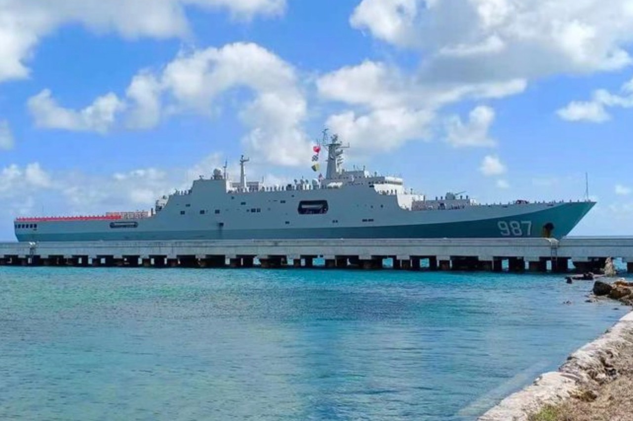 運送救援物資中國海軍 艦艇編隊抵達湯加