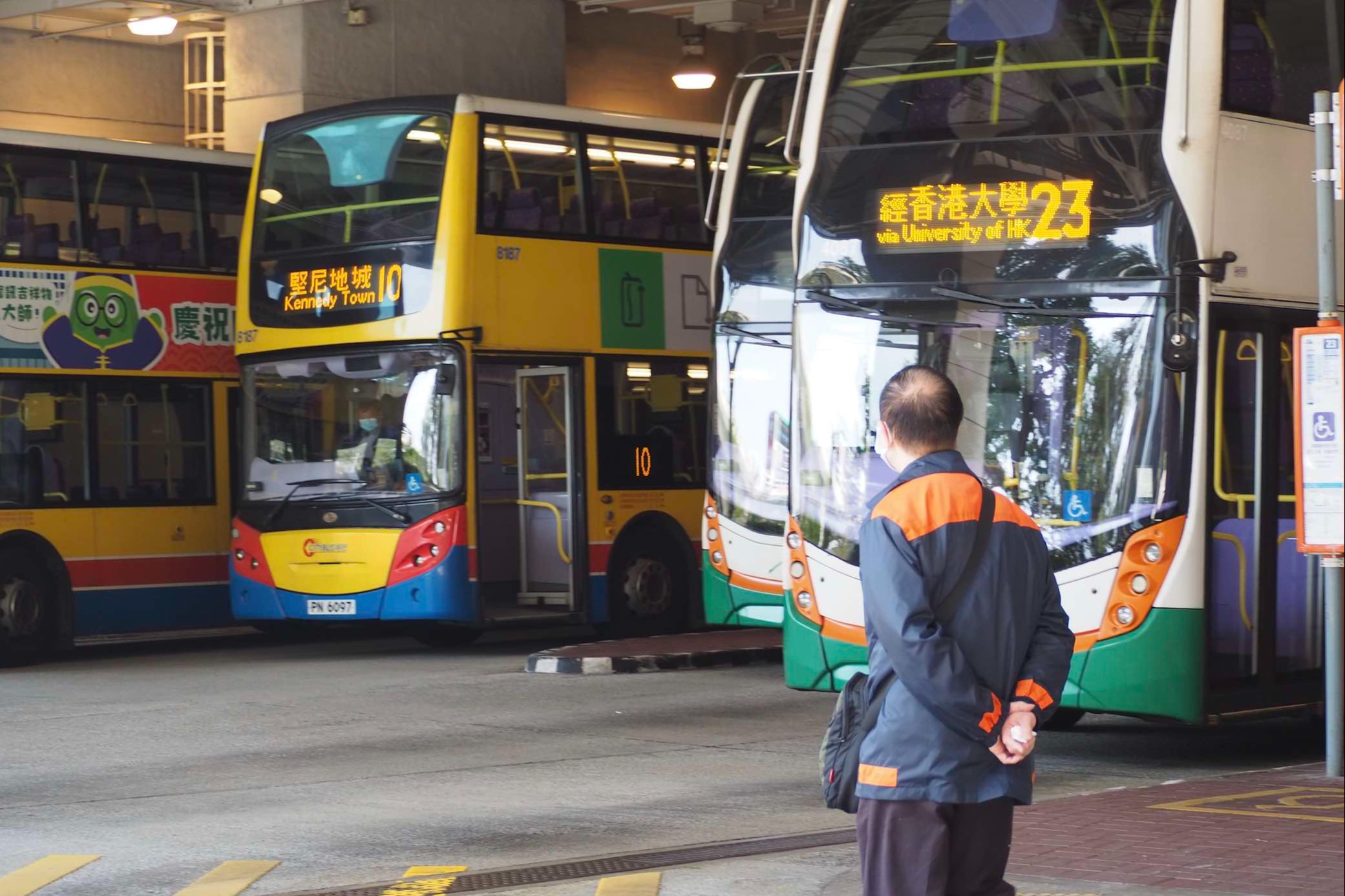 城巴新巴擬合併 路線勢重組 巴士公司專營權如何劃分？