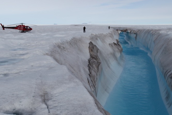 格陵蘭氣溫上升「如履薄冰」 世紀末沿海城市響警號