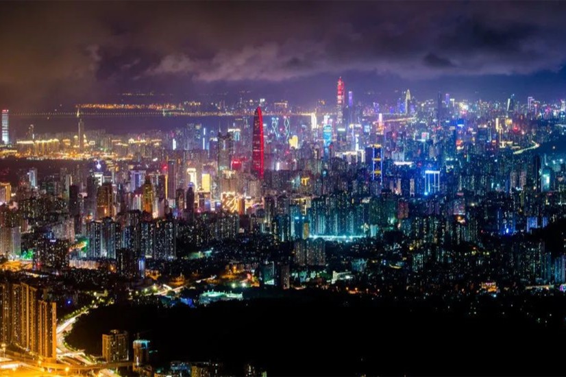 內地15個副省級城市
 上半年GDP：深圳總量第一