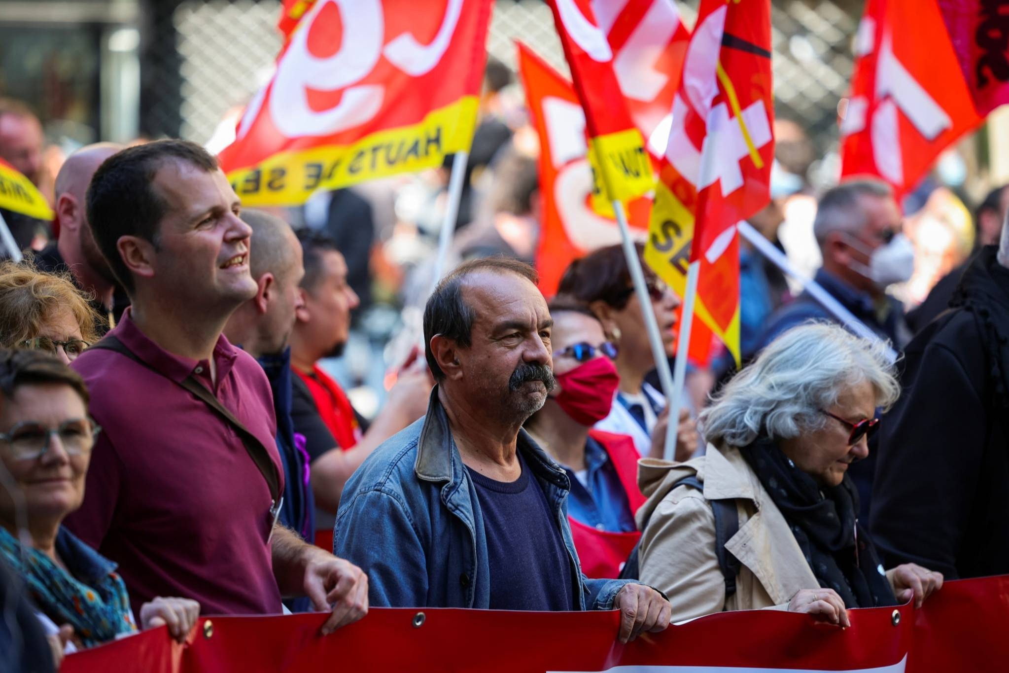 逾11萬人勞動節遊行 法國拉響6月議會選戰