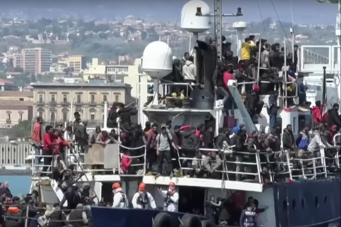 難民數量激增令全國受壓 意大利宣布進入緊急狀態