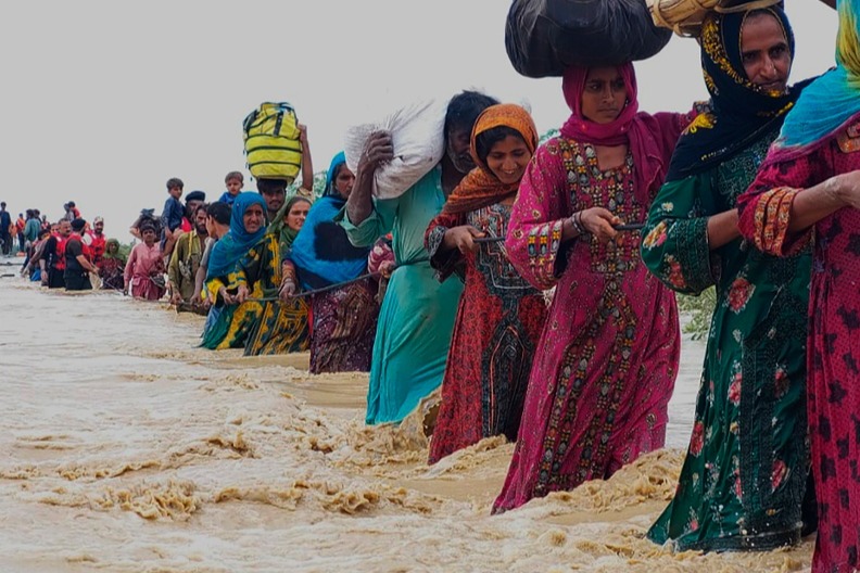 「聖經級洪水」肆虐兩個月 巴基斯坦千人亡 教宗籲援助