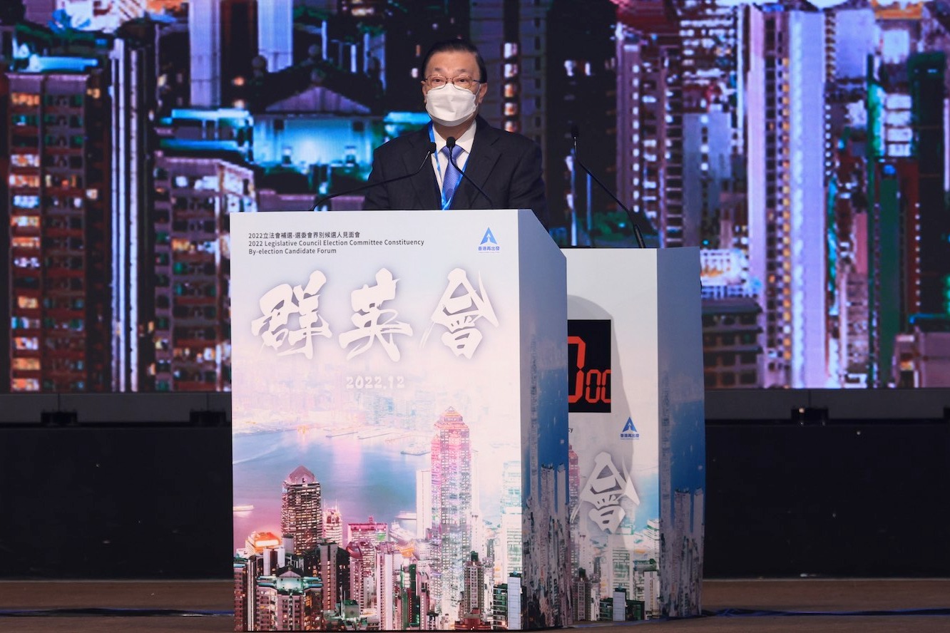 香港衞視：下月3日調整為「0+3」
 譚耀宗相信通關在望